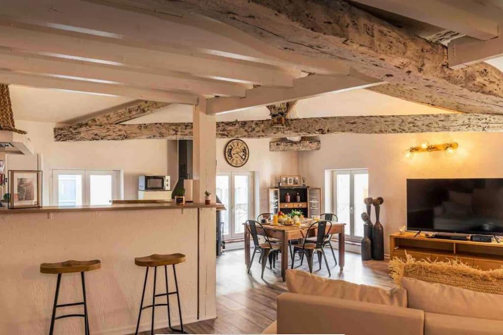Appartement Cocooning, Climatise, Au Coeur D'Agen Buitenkant foto