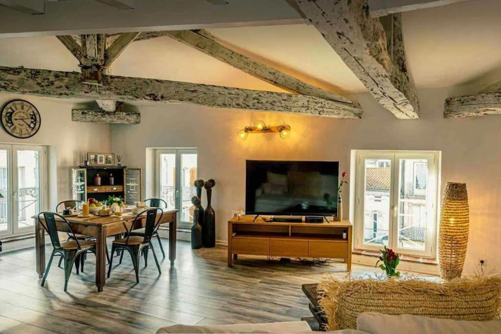 Appartement Cocooning, Climatise, Au Coeur D'Agen Buitenkant foto
